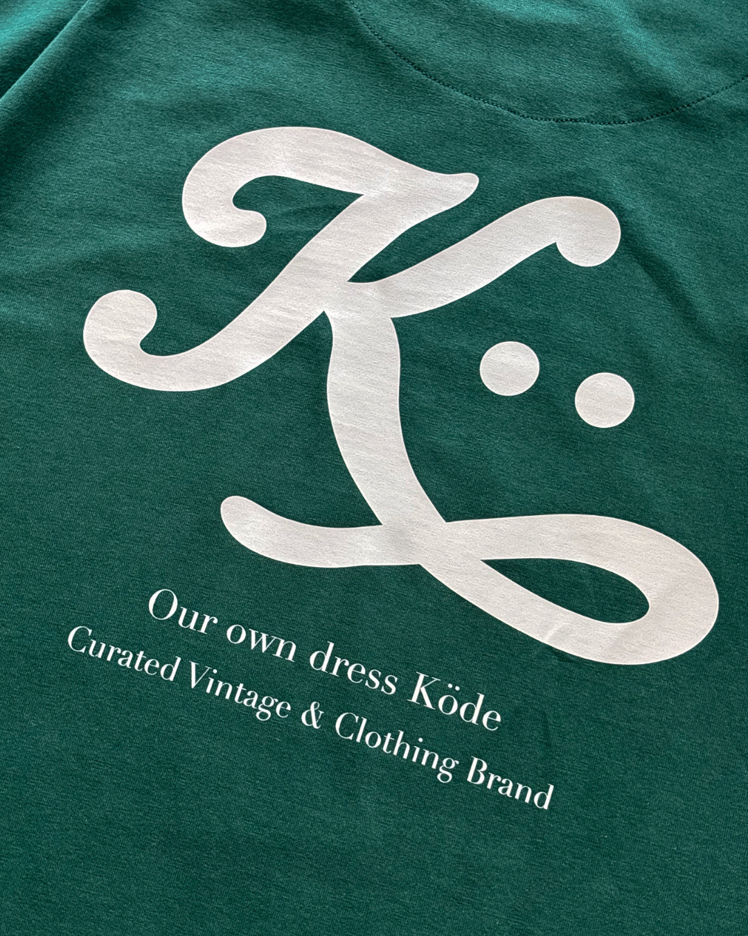 Camiseta Signature K – DROP_001 by KÖDE