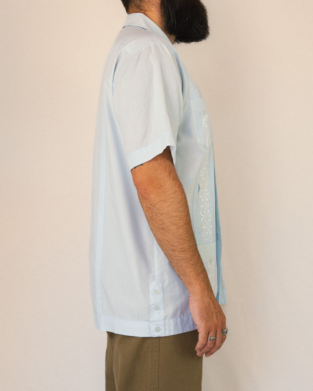 CAMISA GUAYABERA · T - XL